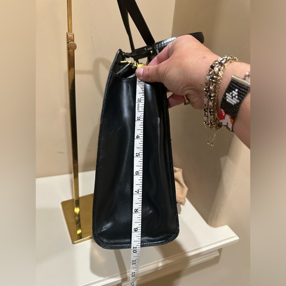 Louis Vuitton Figari MM Epi Noir Tote Handbag - Picture 6 of 15